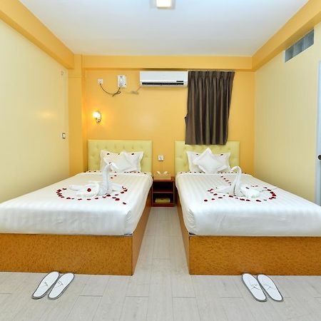 Okkala Hotel Yangon Exterior photo