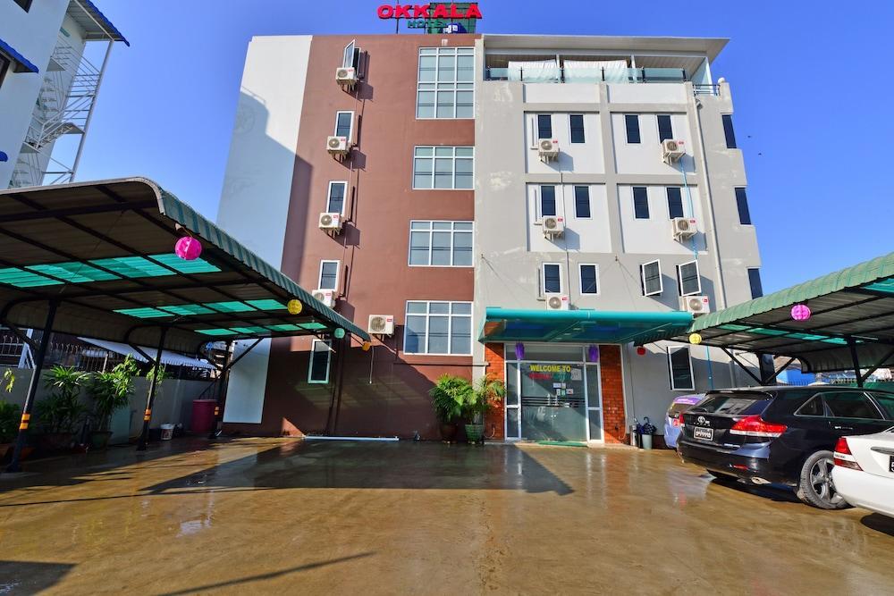 Okkala Hotel Yangon Exterior photo